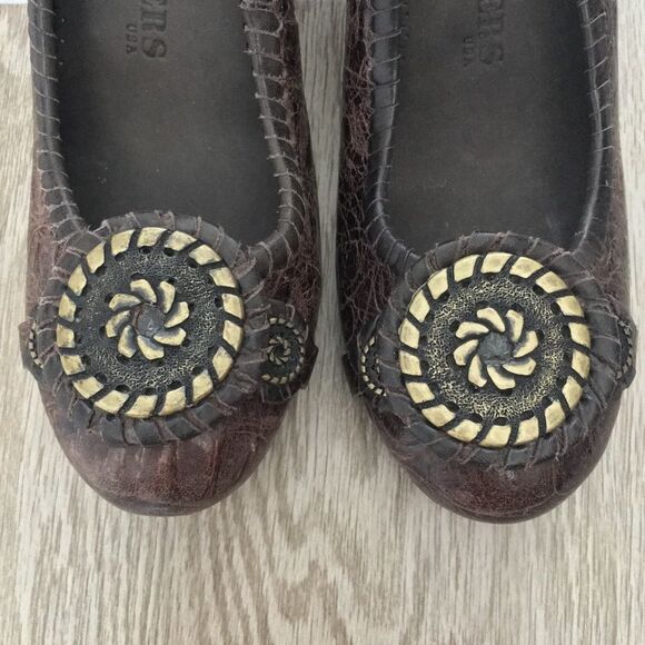 FREE with $20 purchase — Jack Rogers Marlo Brown Leather Gold Hardware - Picture 2 of 5